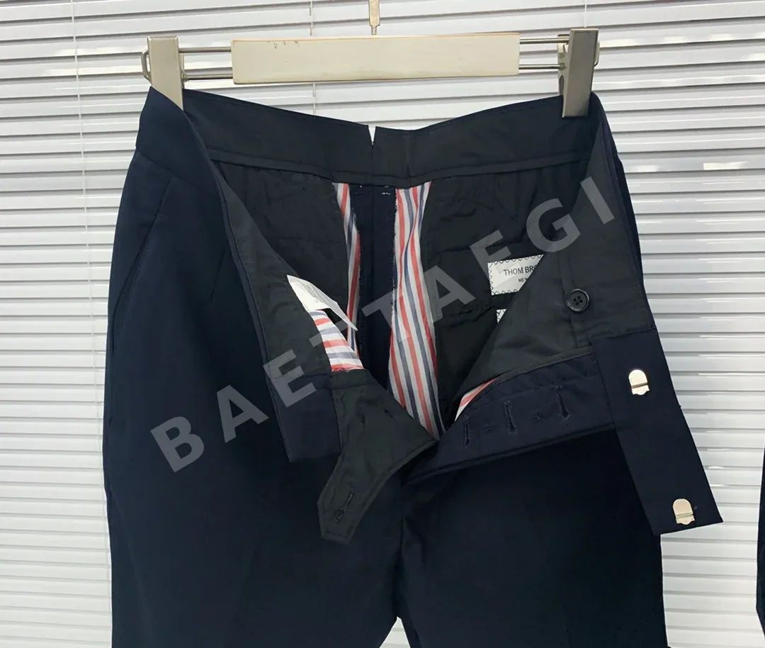 톰브라운 앵커 버클 남성 반바지 상세 이미지 5