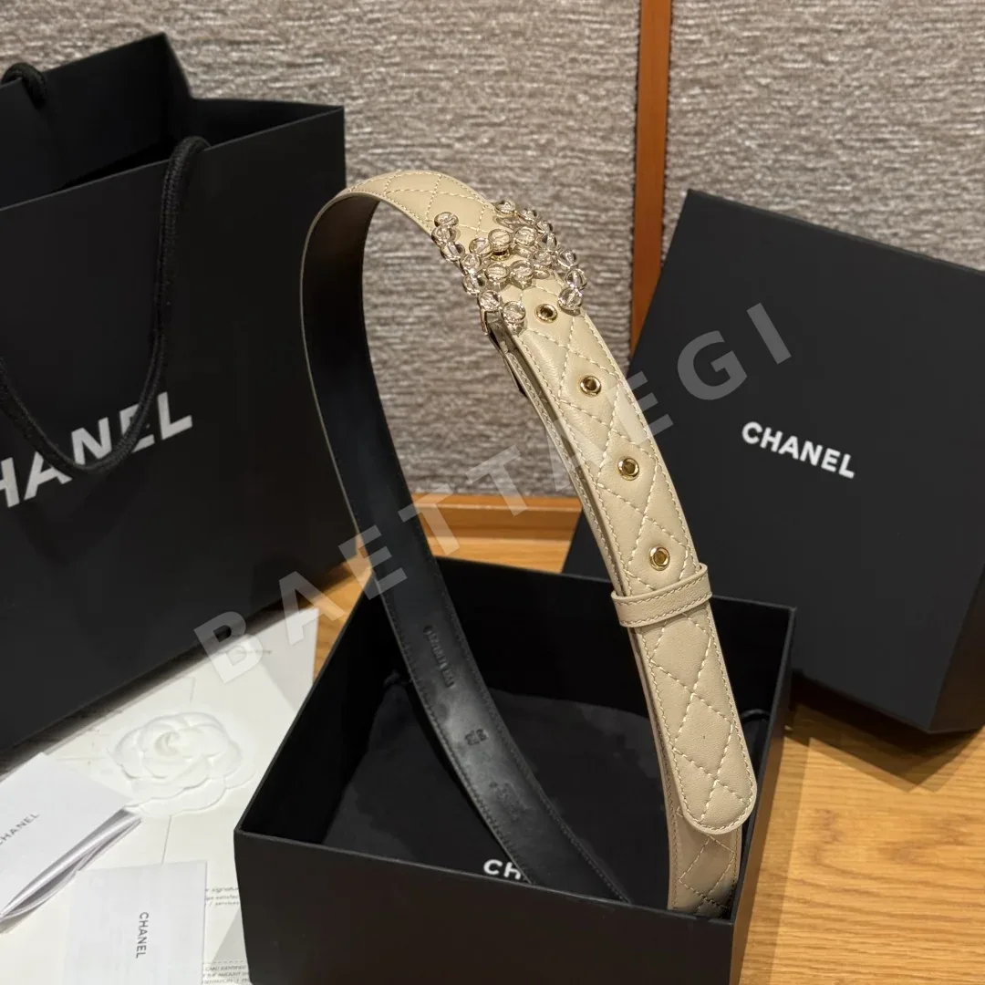 샤넬 더블 C 메탈 로고 램스킨 벨트 상세 이미지 4