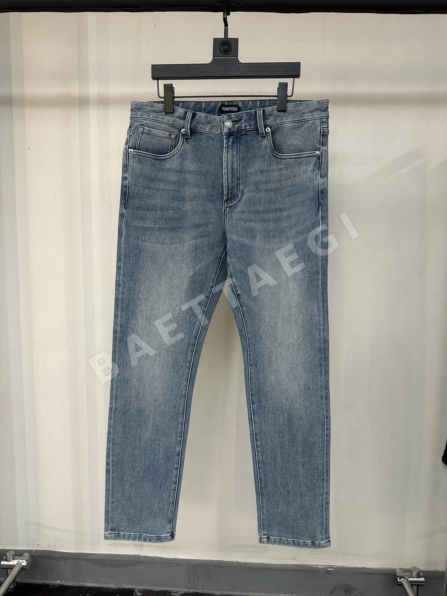 톰포드 남성 라이트 블루 데님 바지 115532