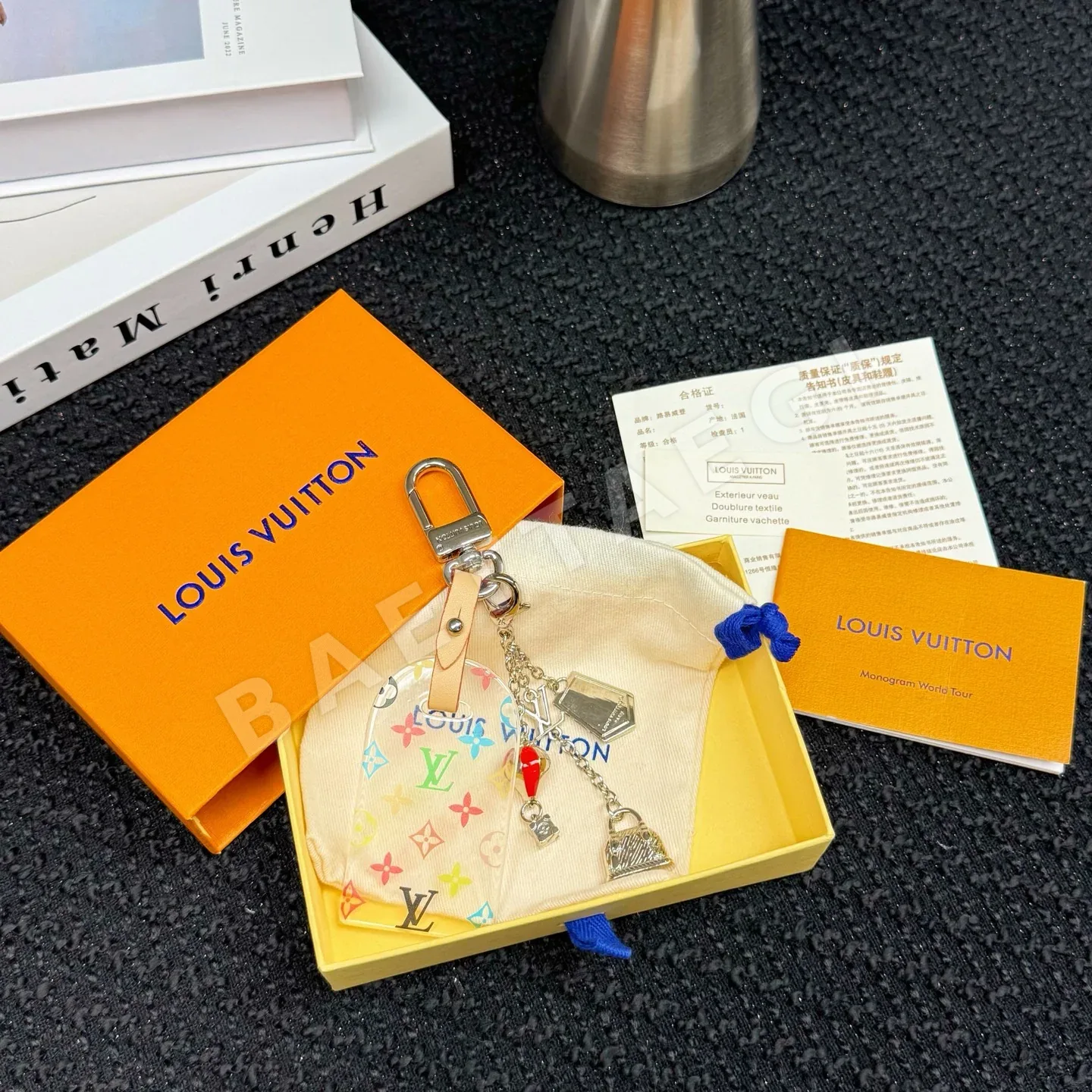 루이비통 투명 수하물 태그 키링 상세 이미지 7