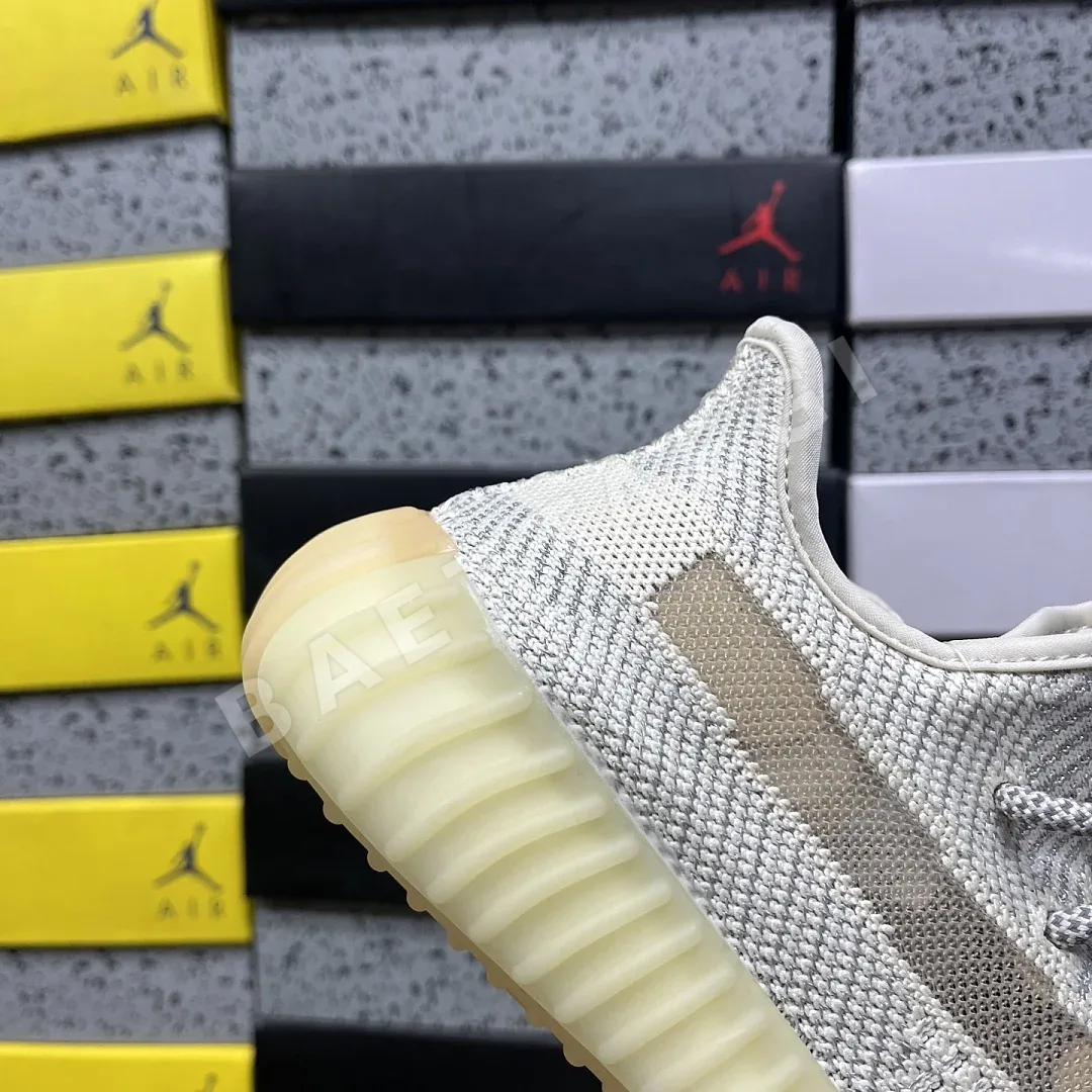 아디다스 [R] 이지 부스트 350 V2 FV3254 200732 Adidas Yeezy Boost 350 V2 상세 이미지 3
