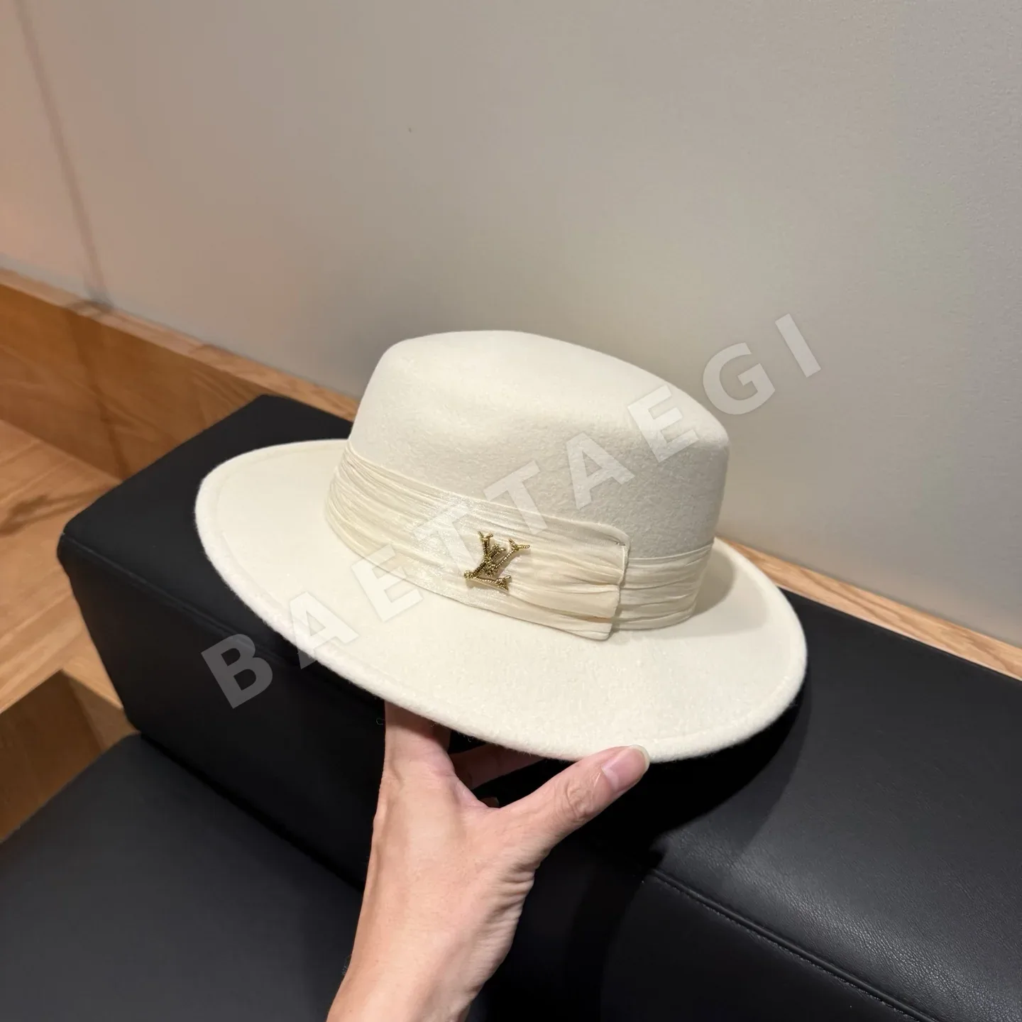 루이비통 울 플랫탑 모자 상세 이미지 4