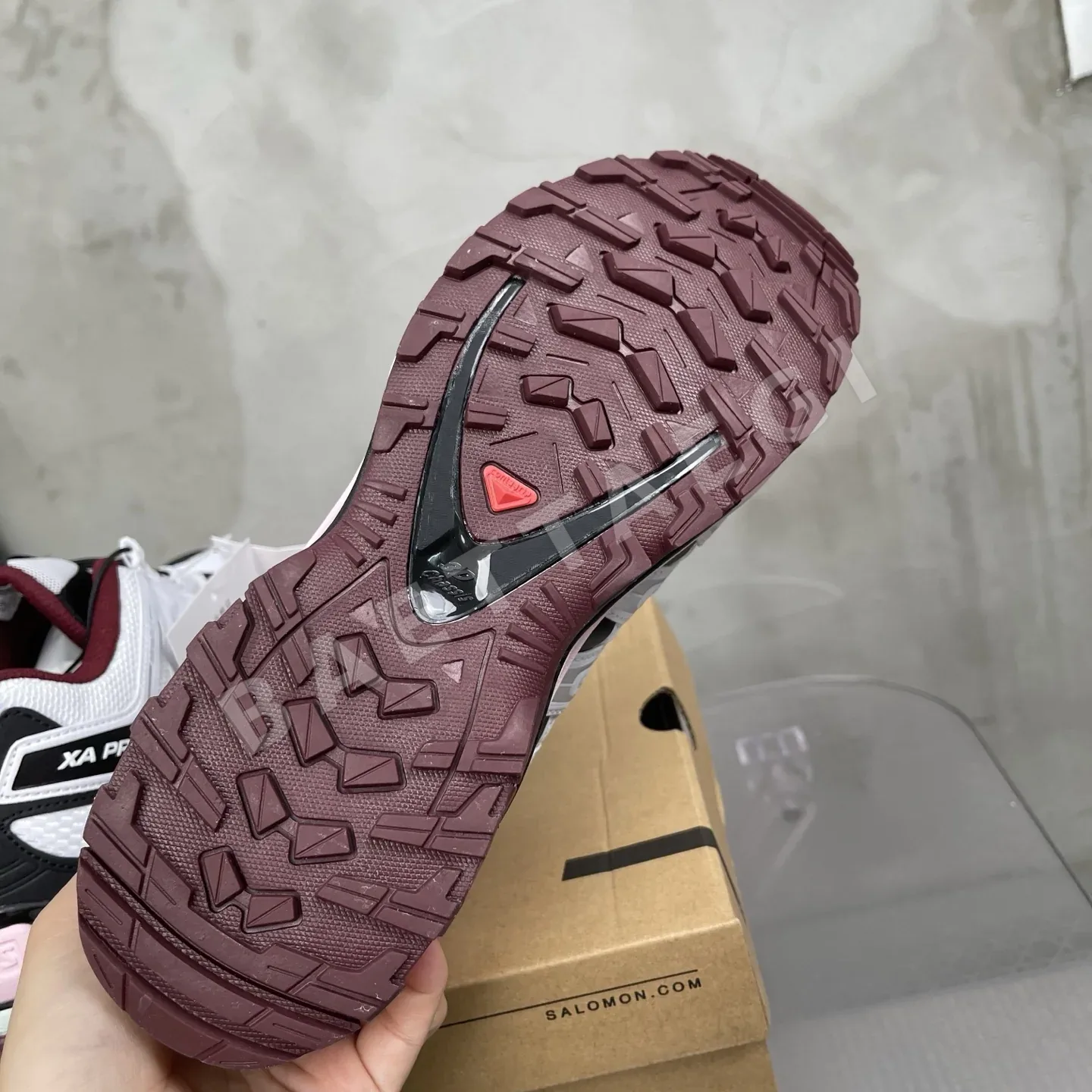 살로몬 3D 신발 상세 이미지 9