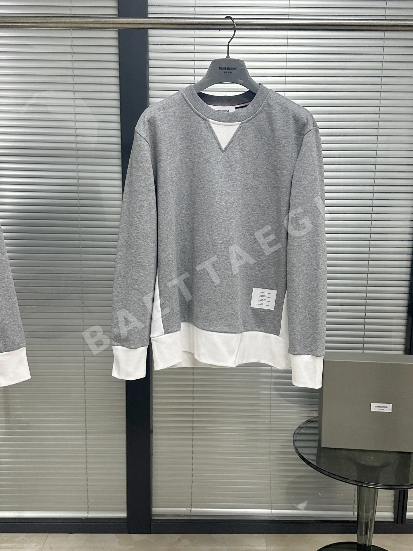 톰브라운 남성 면 크루넥 긴팔 티셔츠 상세 이미지 2
