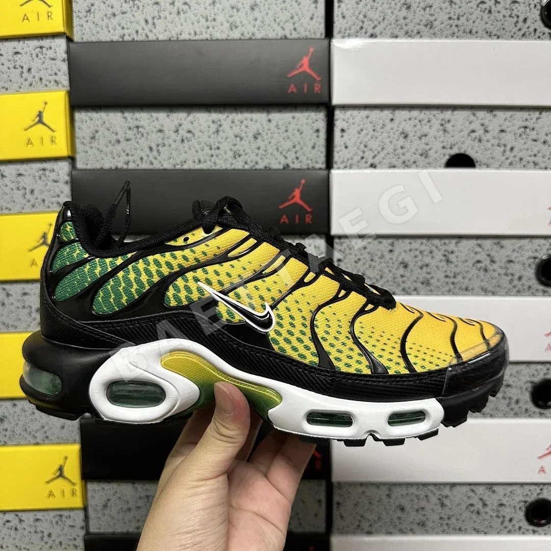 나이키 [DF] 에어 맥스 플러스 IB7671-700 201071 Nike Air Max Plus Varsity Maize Pine Green 상세 이미지 8
