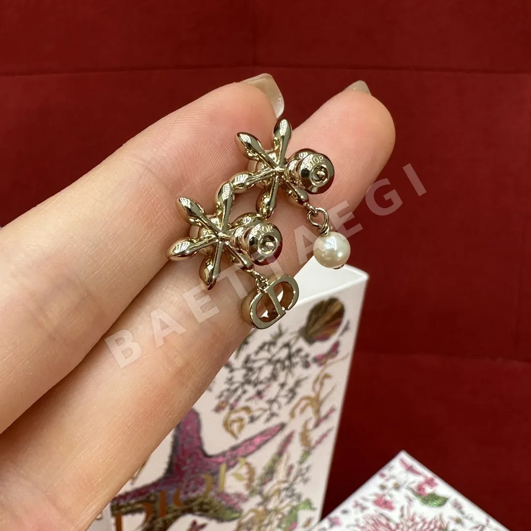 디올 해바라기 비대칭 스터드 귀걸이 상세 이미지 5