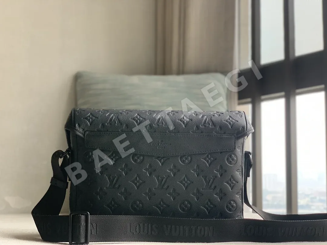 루이비통 보이저 스몰 메신저백 M25121 상세 이미지 3
