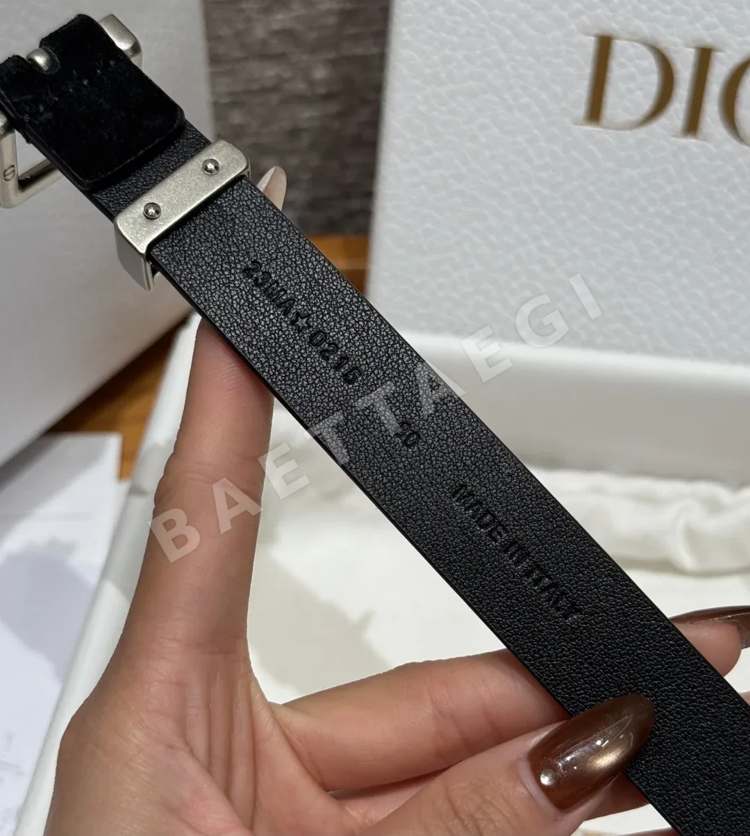 디올 새들 루프 CD 버클 스웨이드 가죽 벨트 상세 이미지 7