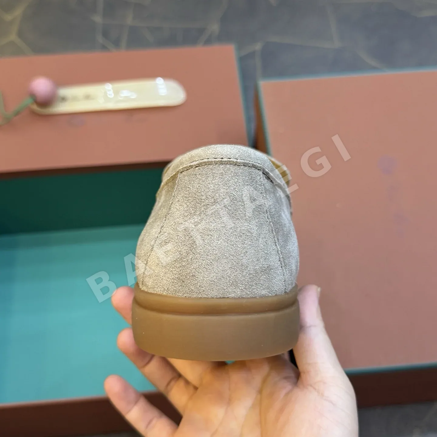 로로피아나 로퍼 스웨이드 상세 이미지 8