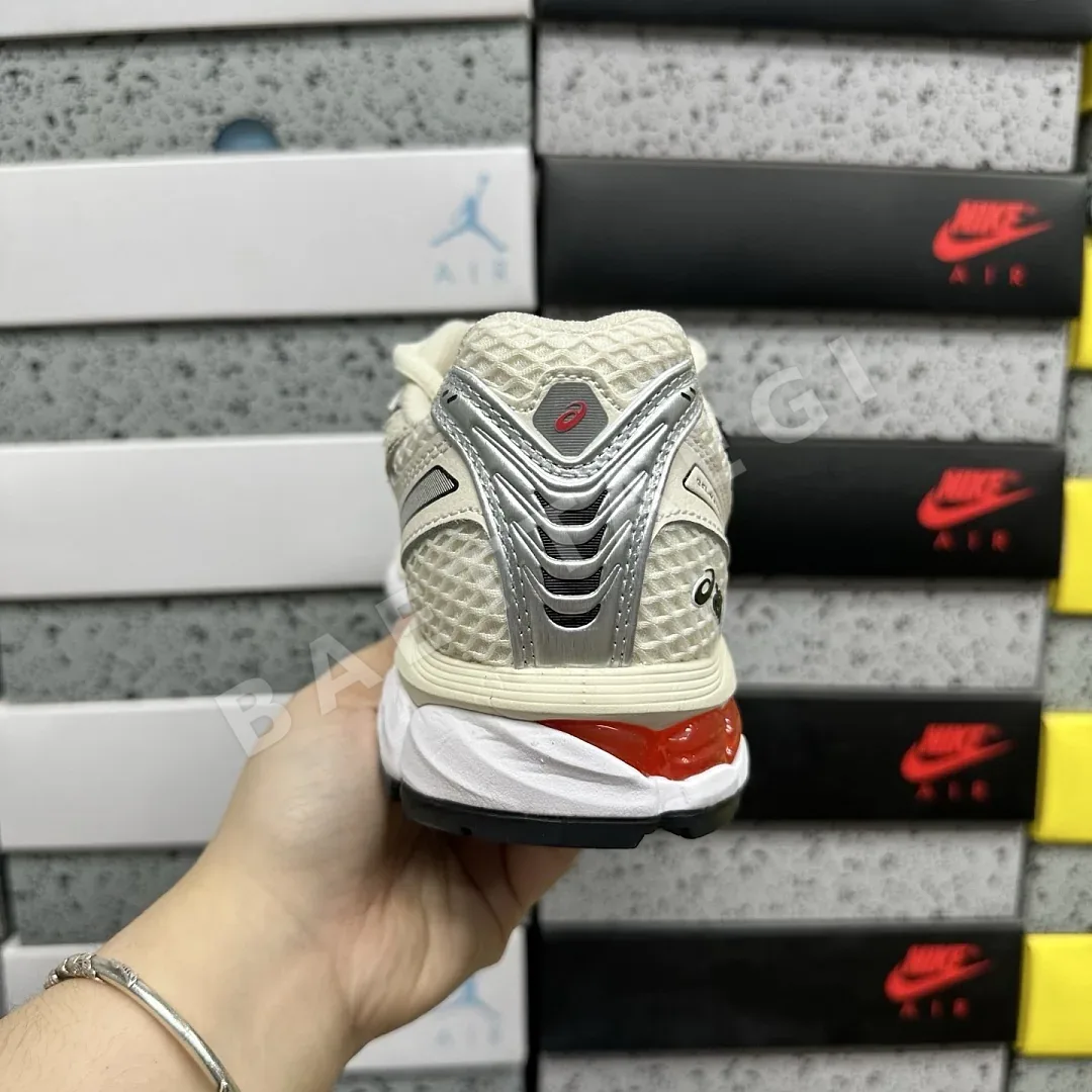 아식스 [ZC] 젤 카야노 12.1 1203B103-100 200478 Asics Gel-Kayano 12.1 Lapstone & Hammer 상세 이미지 9