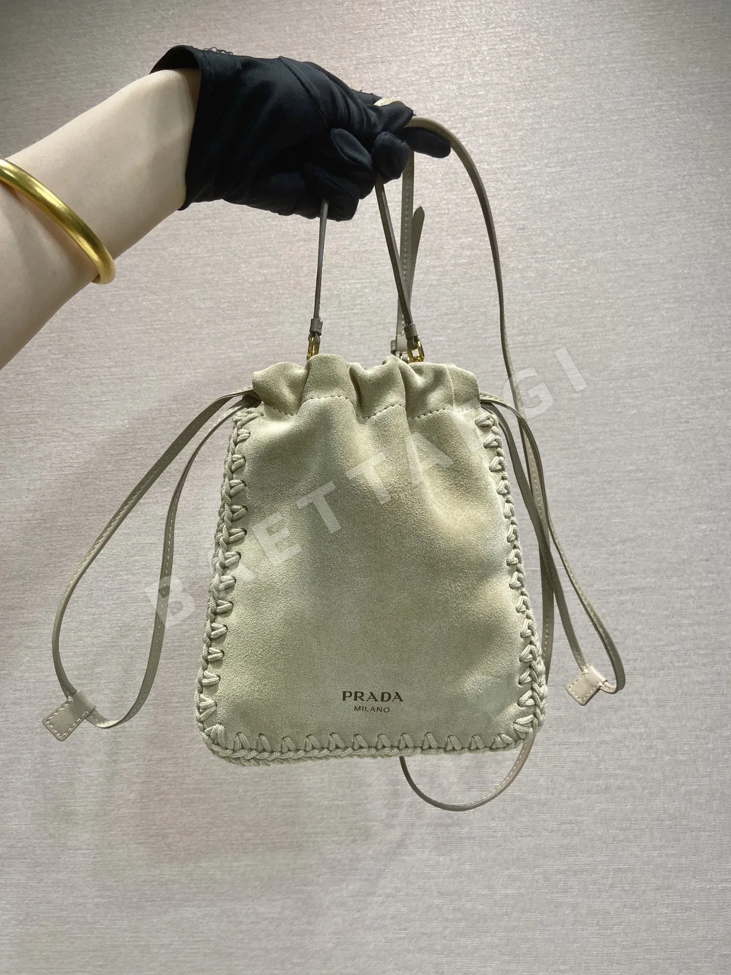 프라다 스웨이드 클러치 스마트폰 가방 1ZT092 115658