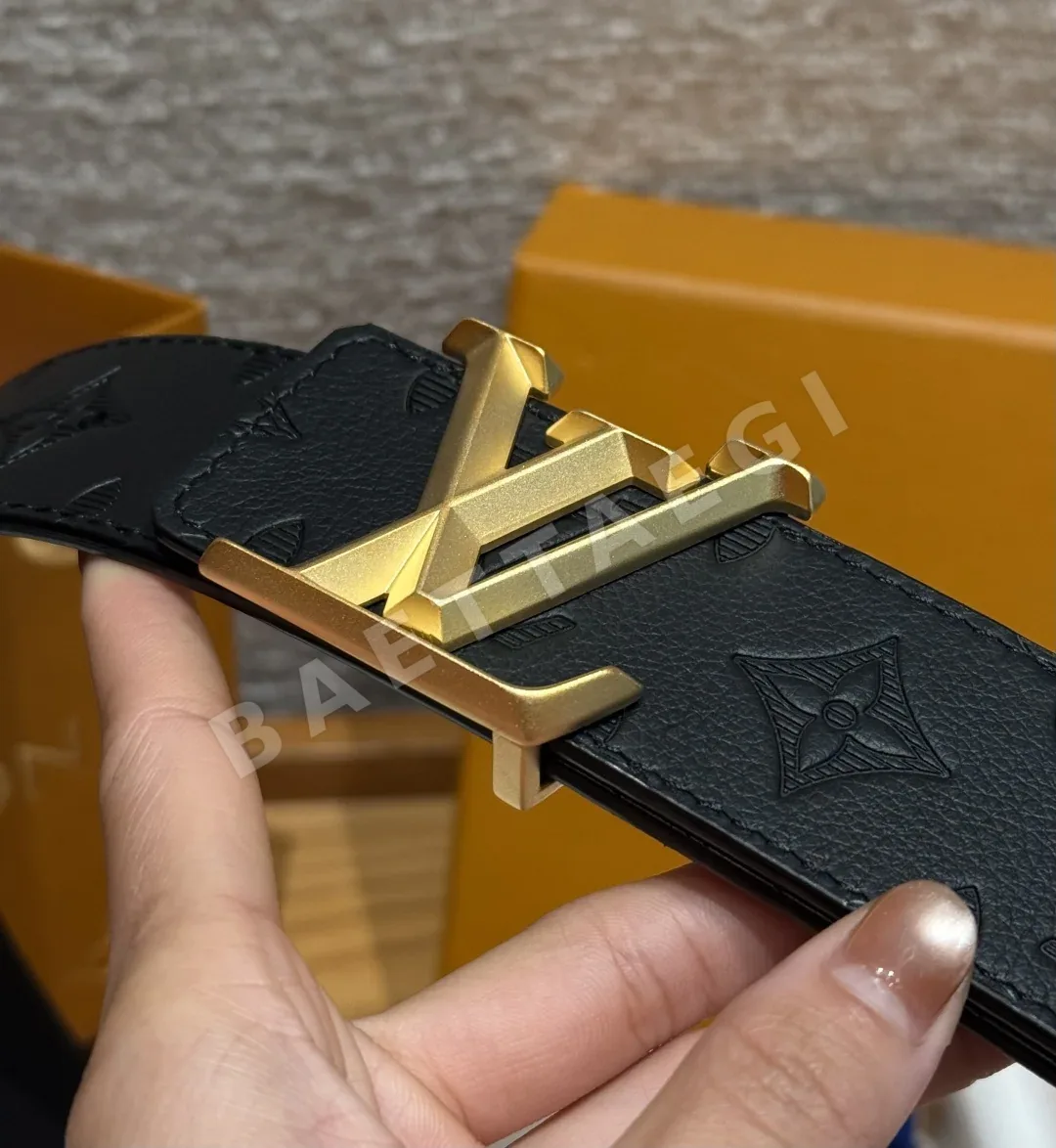 루이비통 피라미드 40mm 리버시블 벨트 상세 이미지 9