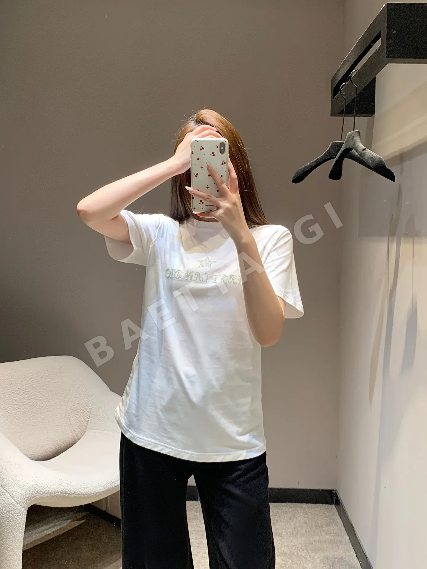 디올 레터 오각성 자수 반팔 티셔츠 상세 이미지 7