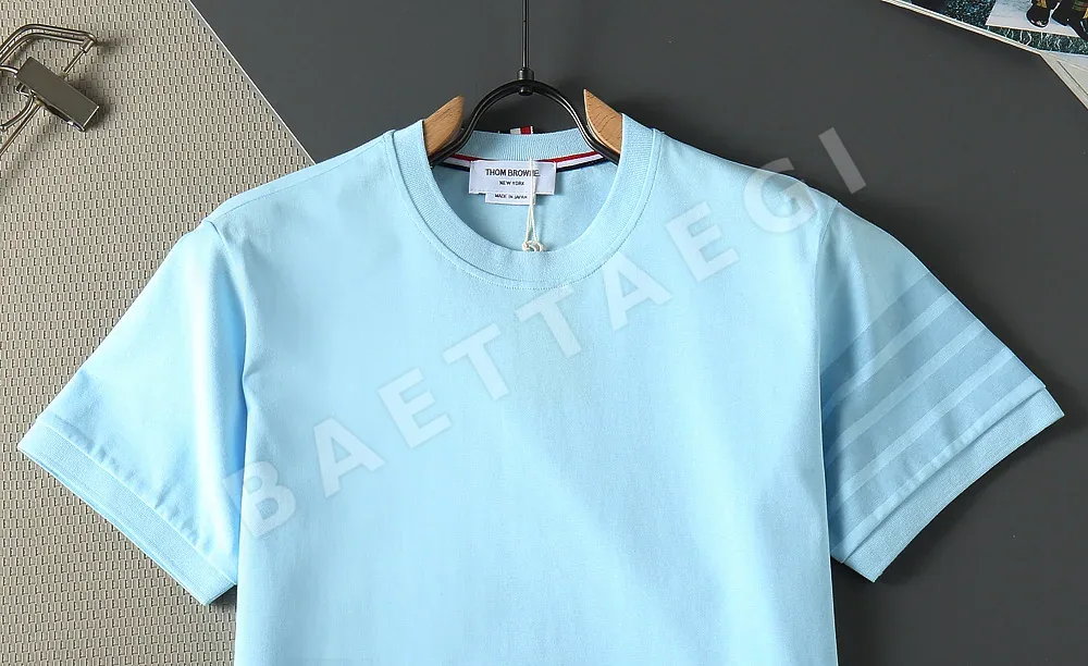 톰브라운 약간 넓은 평직 4바 스트라이프 남성 반팔 셔츠 상세 이미지 2