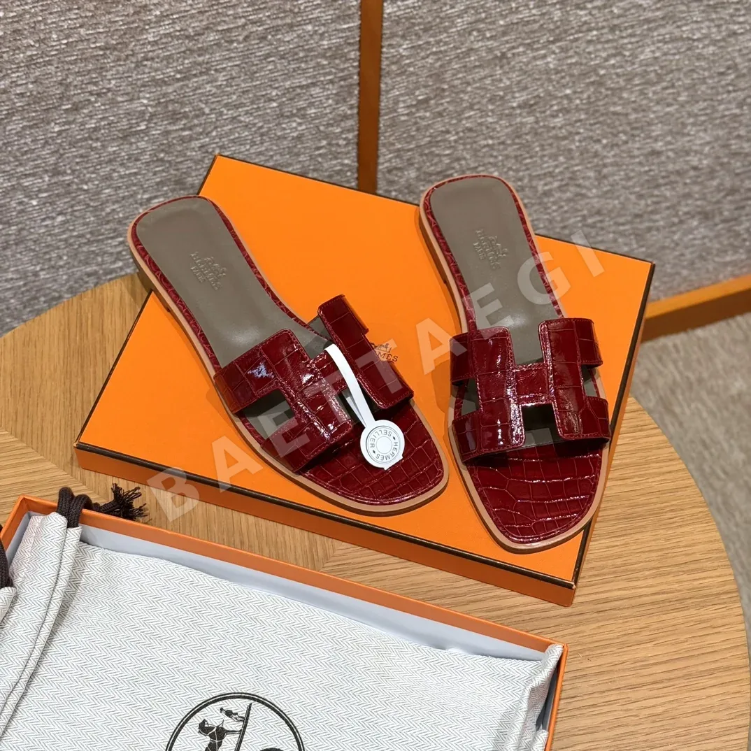 에르메스 오란 샌들 버건디레드 악어가죽 H 컷아웃 상세 이미지 3