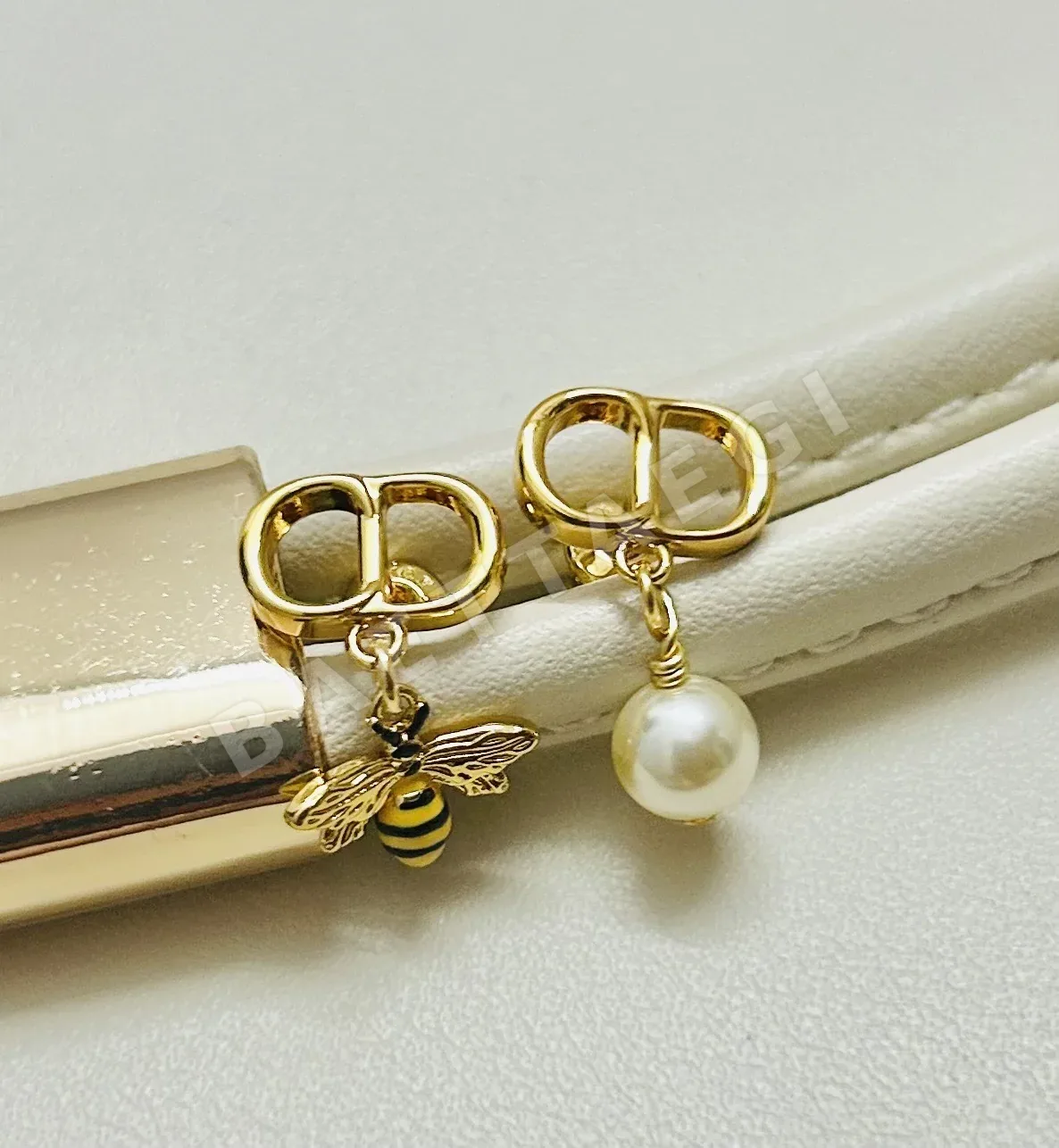 디올 귀걸이 60486 Dior Earrings 상세 이미지 5