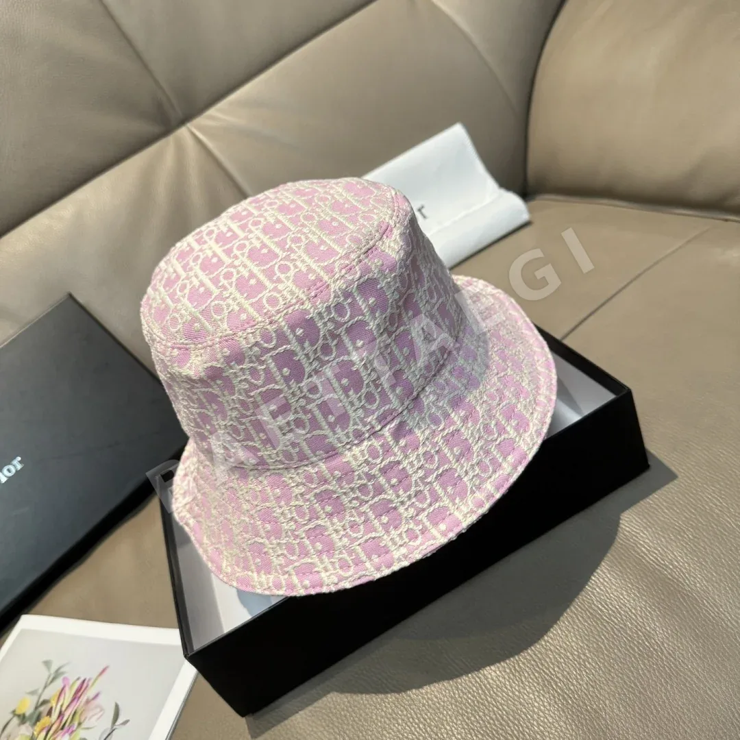 디올 오리지널 데님 자카드 버킷햇 133700
