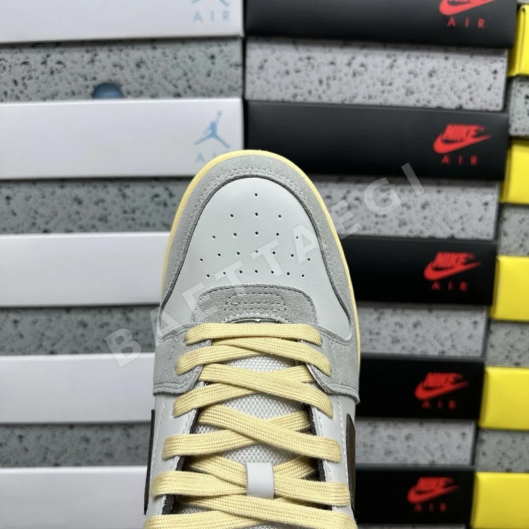 오프화이트 [KZ] 아웃 오브 오피스 OOO 로우 탑스 그레이 브라운 202494 Off White Out Of Office OOO Low 상세 이미지 3