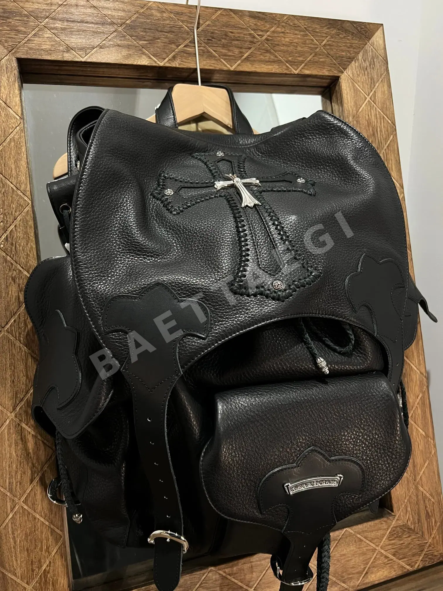 크롬하츠 925 크로스 플라워 실버 백팩 162875