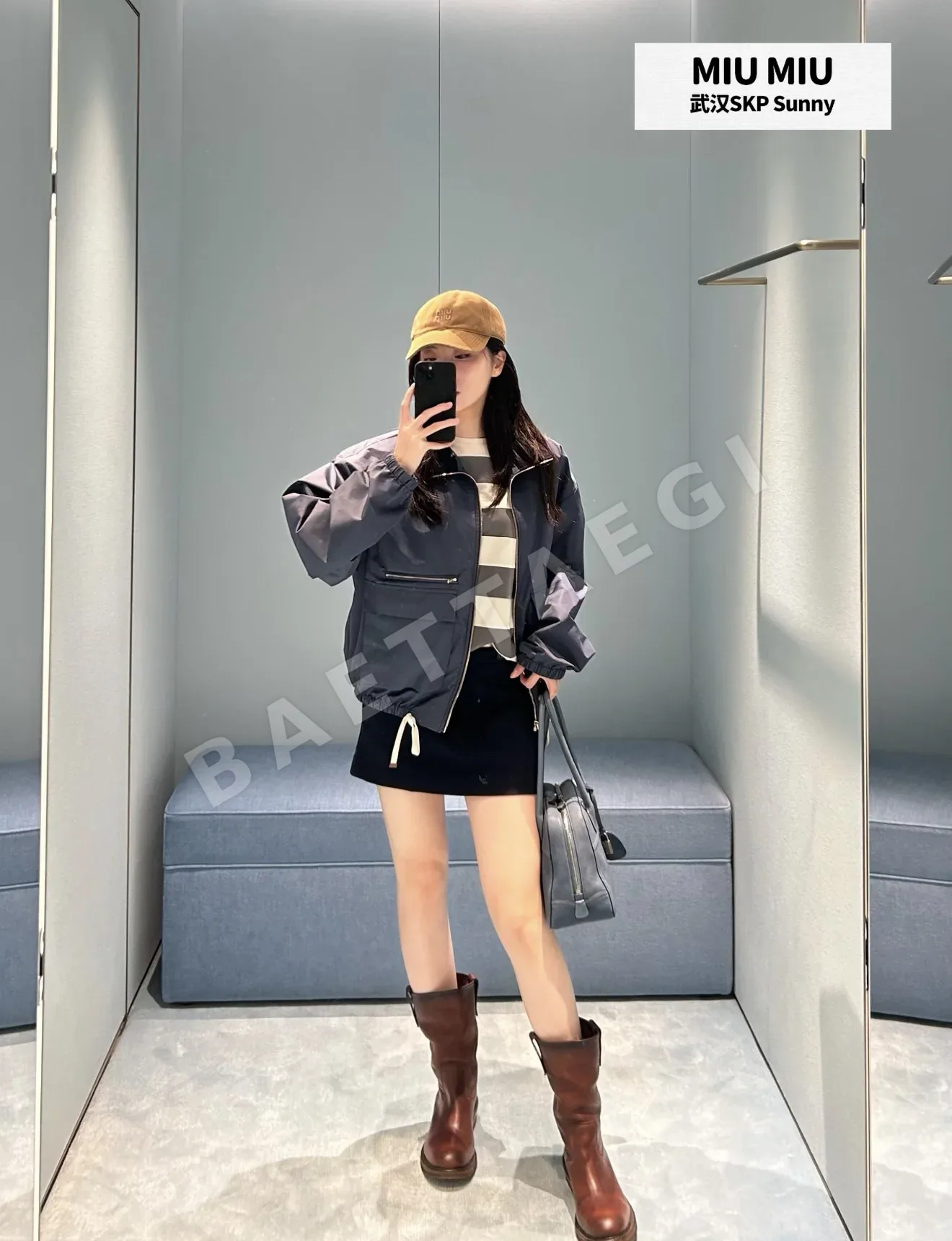 미우미우 네이비 워크웨어 나일론 자켓 상세 이미지 2