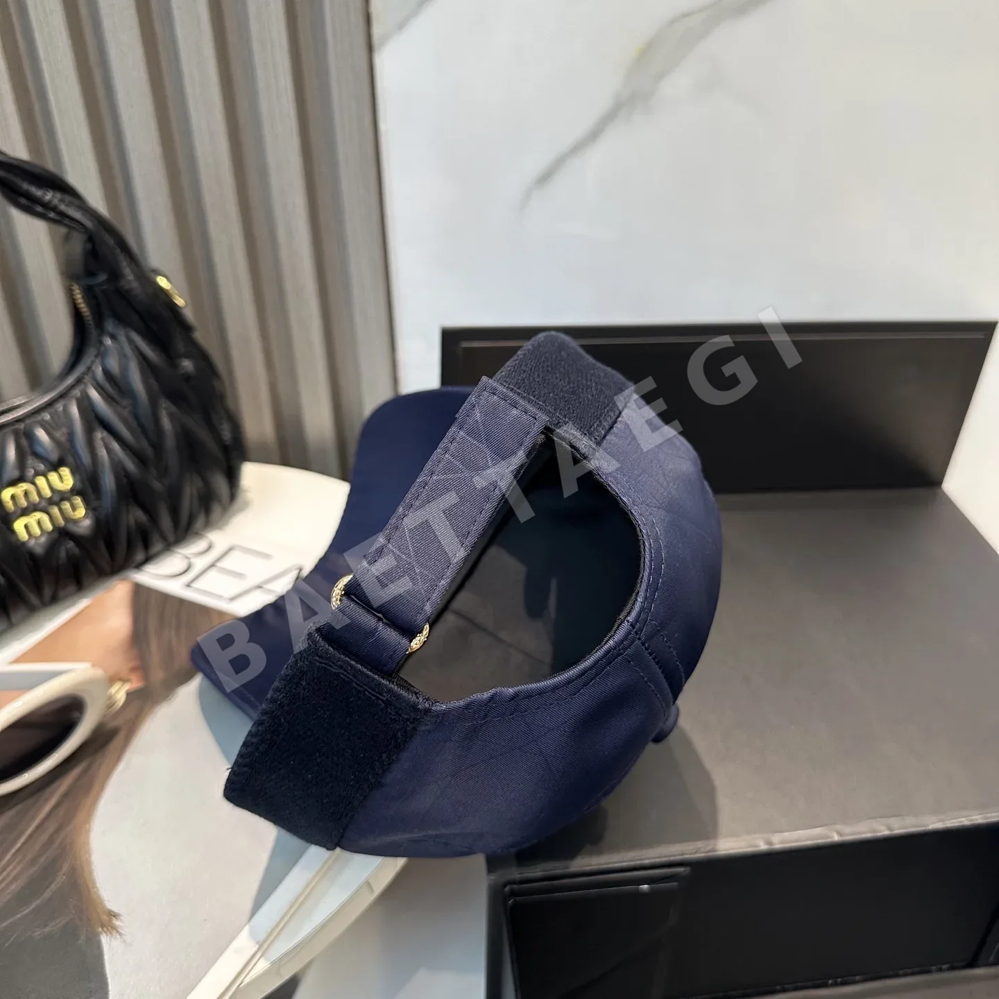 디올 직조 로고 야구모자 상세 이미지 3