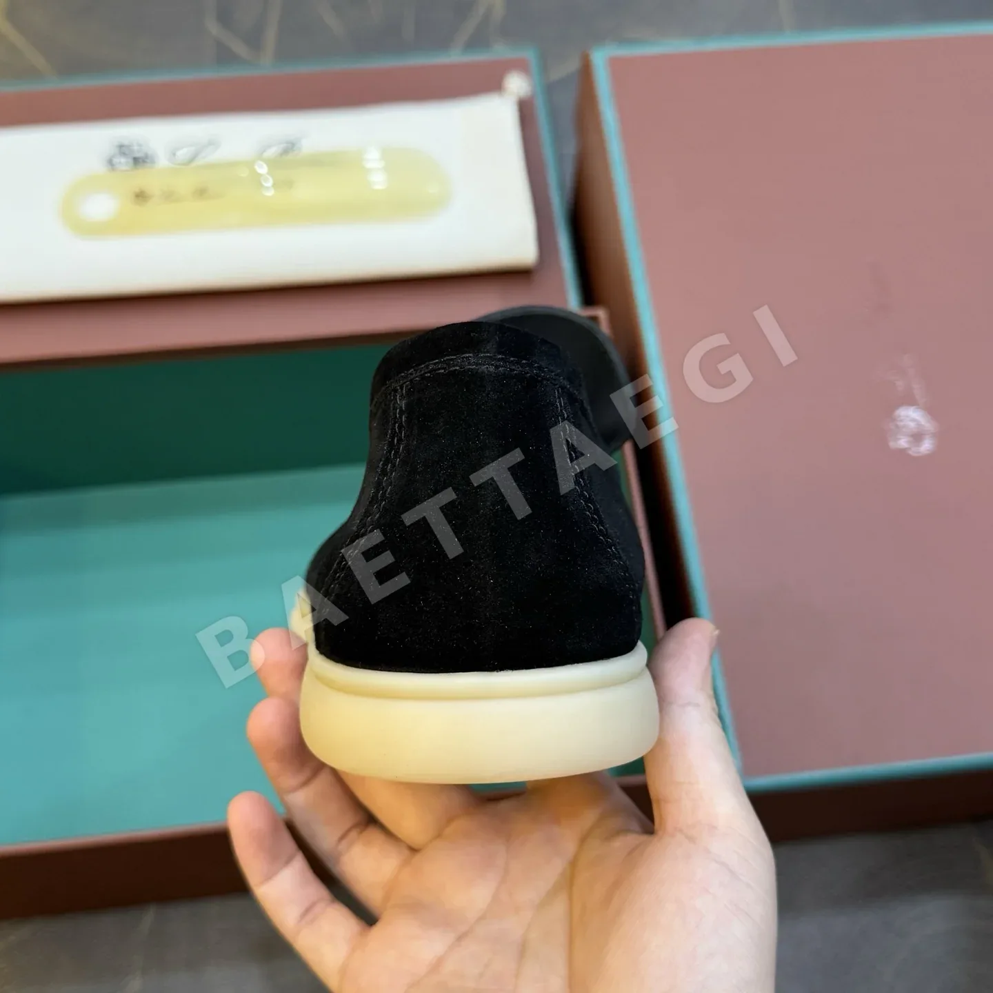 로로피아나 로퍼 스웨이드 상세 이미지 8