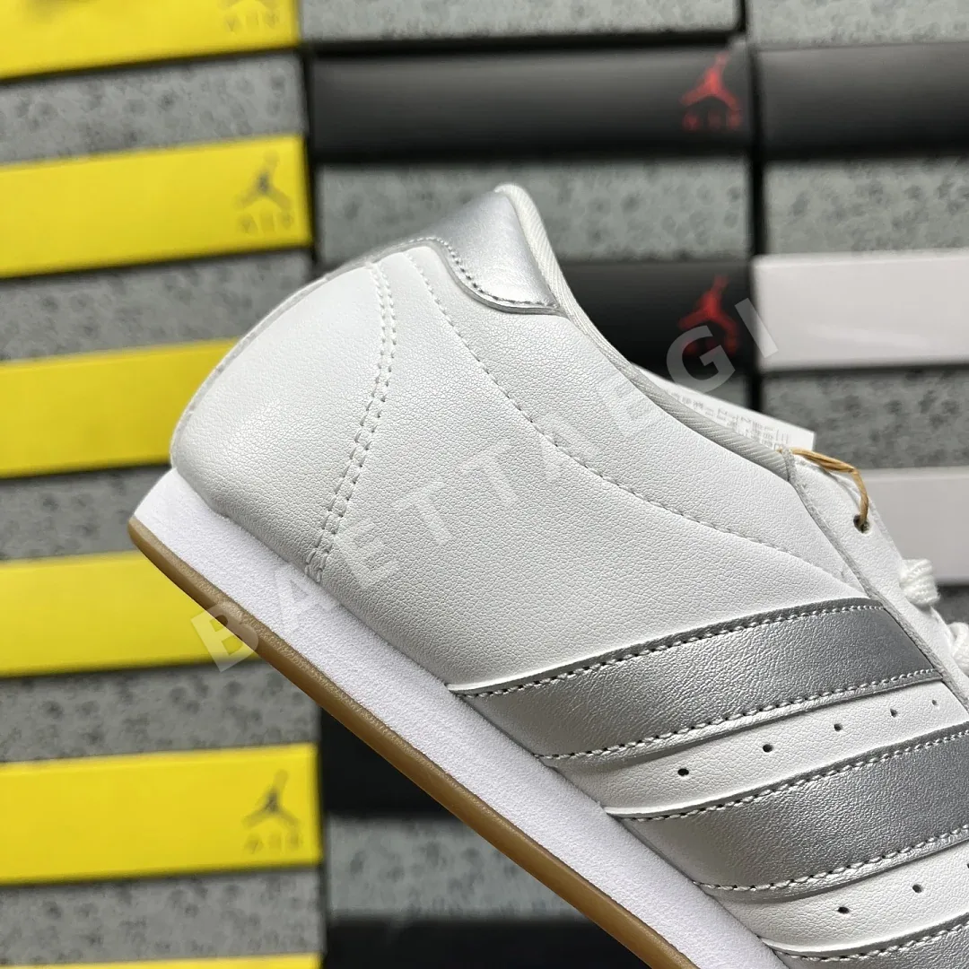 아디다스 [GOD] 태권도 JS1192 200846 Adidas Taekwondo Cloud White Silver Metallic Gum 상세 이미지 2