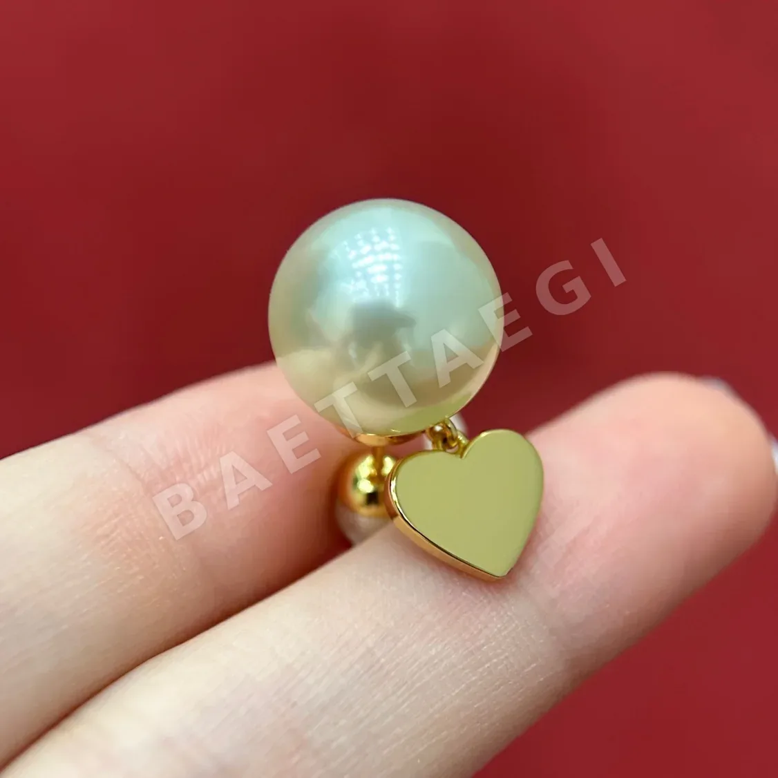 디올 하트 더블 진주 스터드 귀걸이 상세 이미지 6