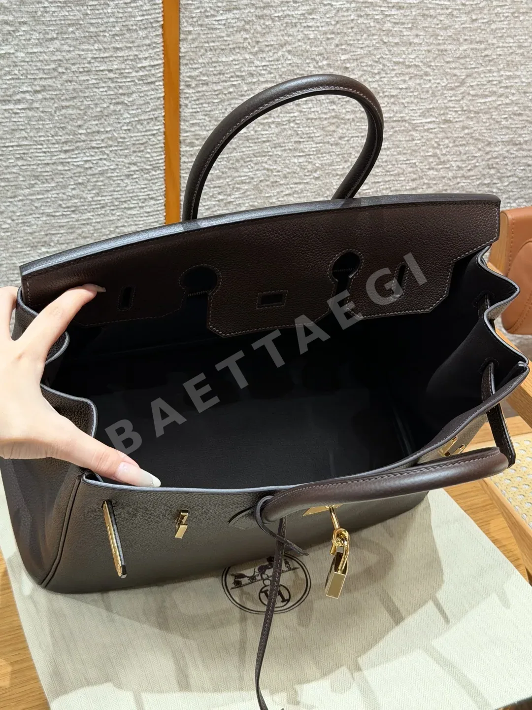 에르메스 버킨 35 가죽 가방 상세 이미지 6