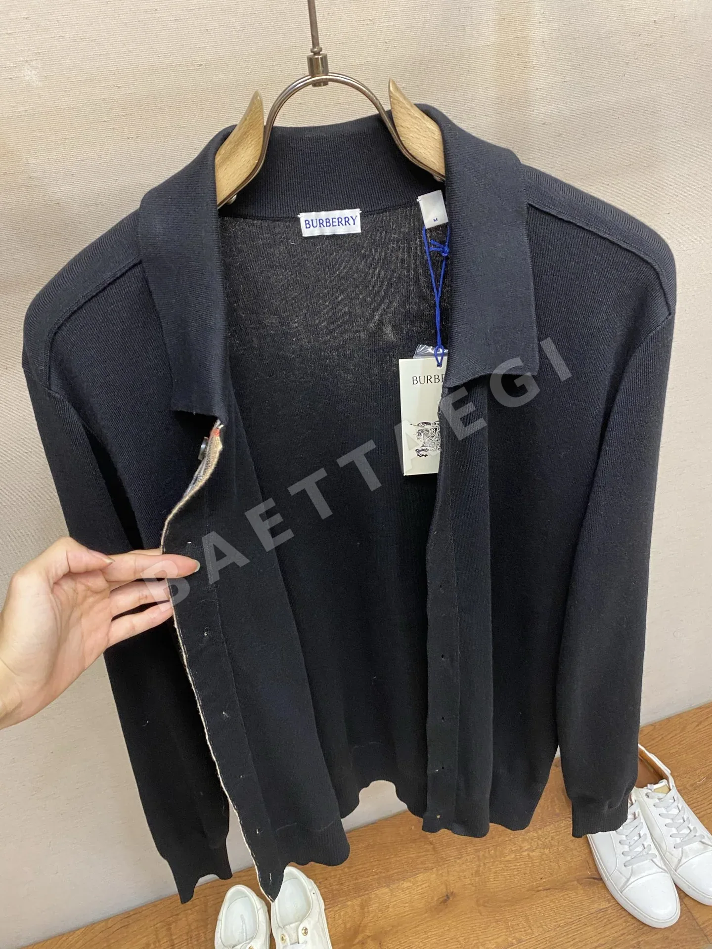 버버리 체크 울 혼방 남성 가디건 상세 이미지 8