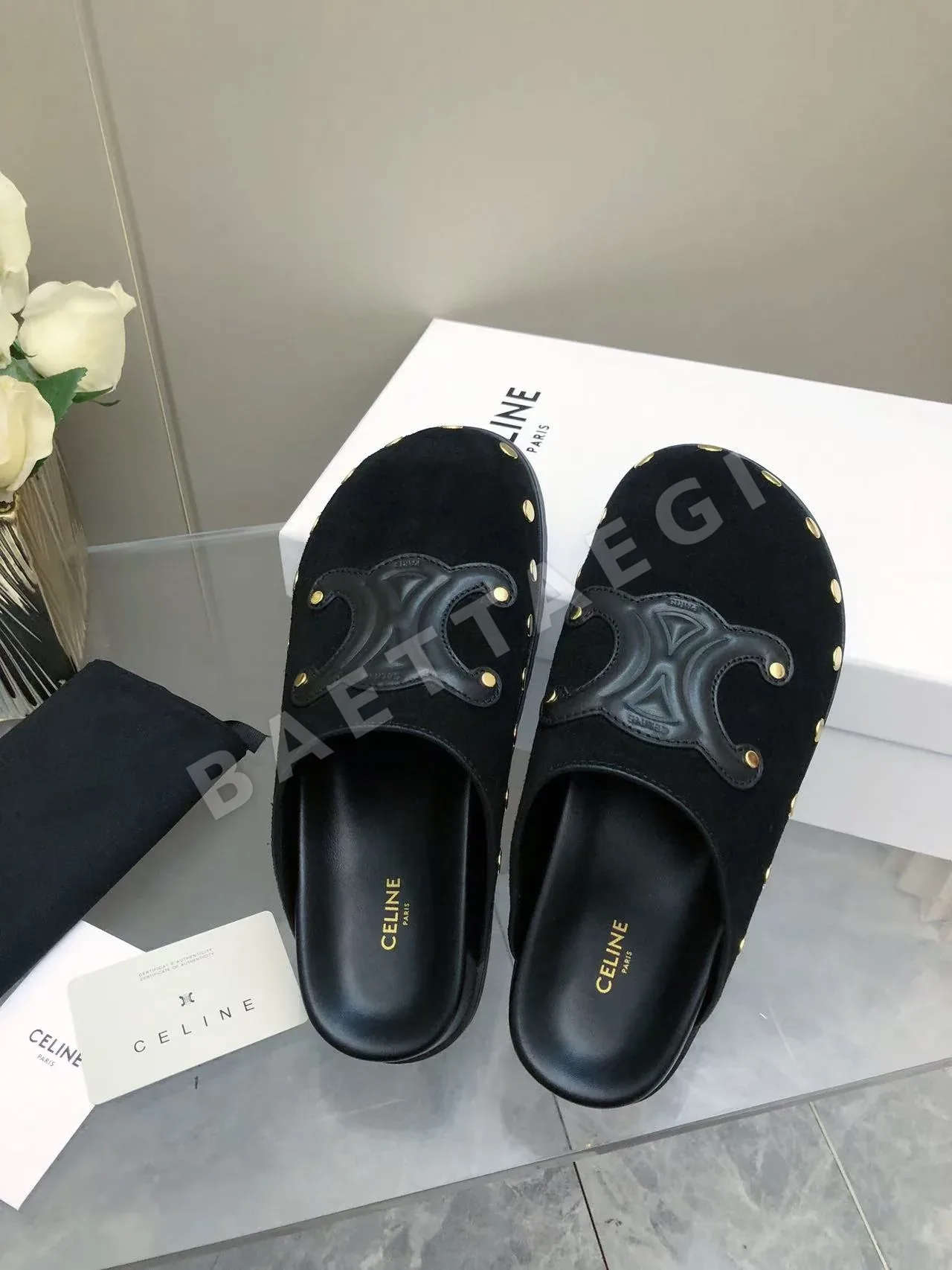 셀린느 브라운 스웨이드 버켄스탁 신발 상세 이미지 9