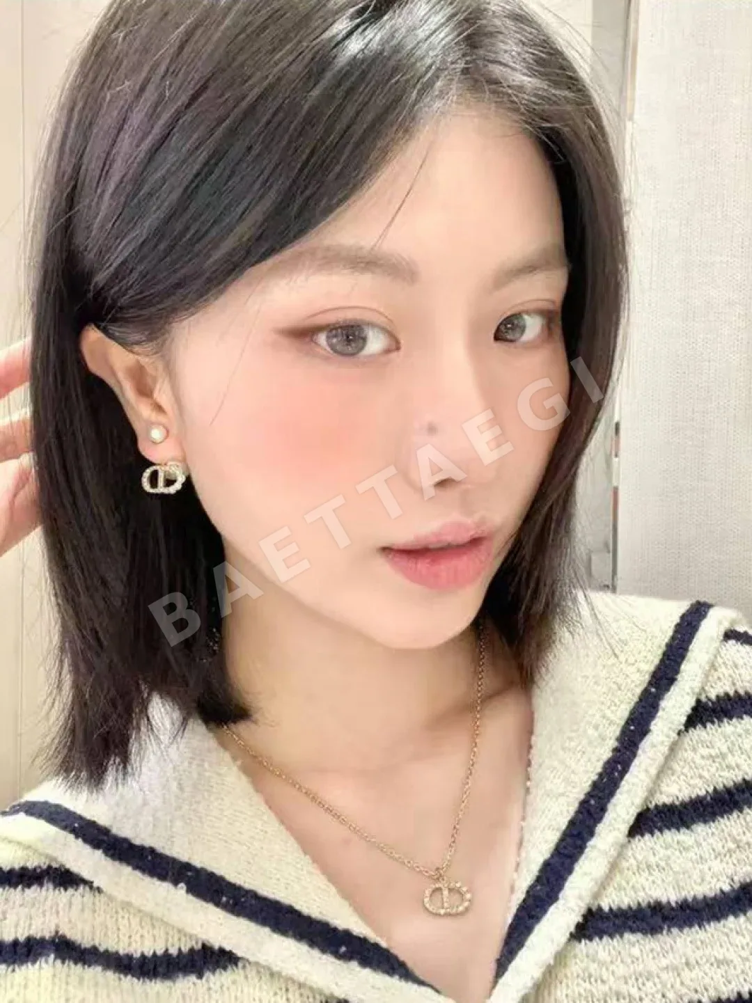 디올 CD 장식 큐빅 진주 목걸이 상세 이미지 3