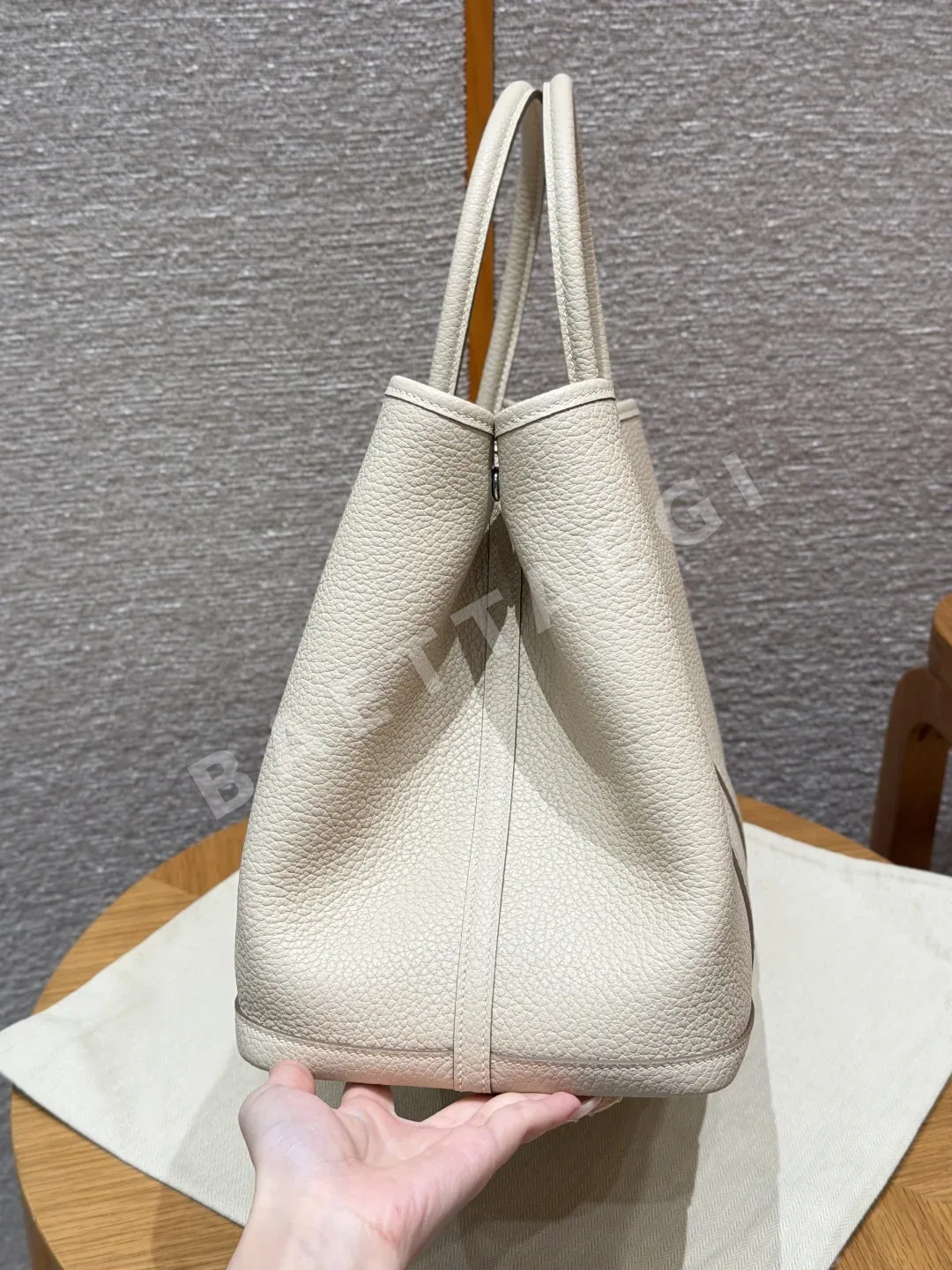 에르메스 가든파티 36 cm 가죽 지갑 상세 이미지 4
