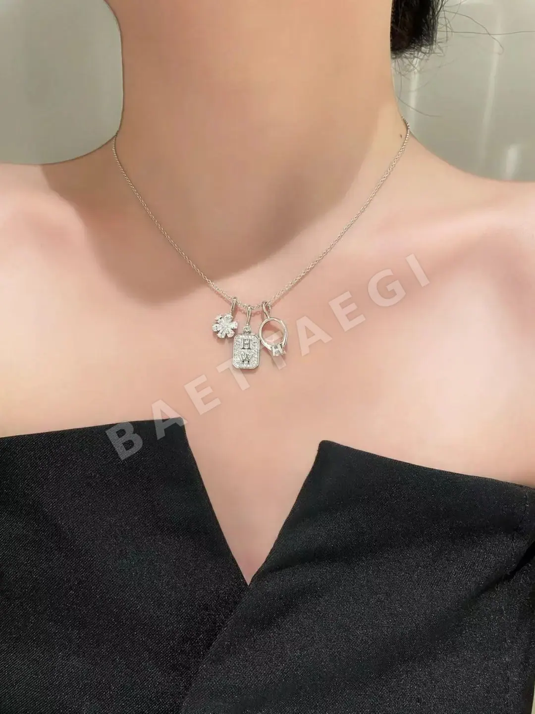 해리윈스턴 3연 참 다이아몬드 목걸이 상세 이미지 3