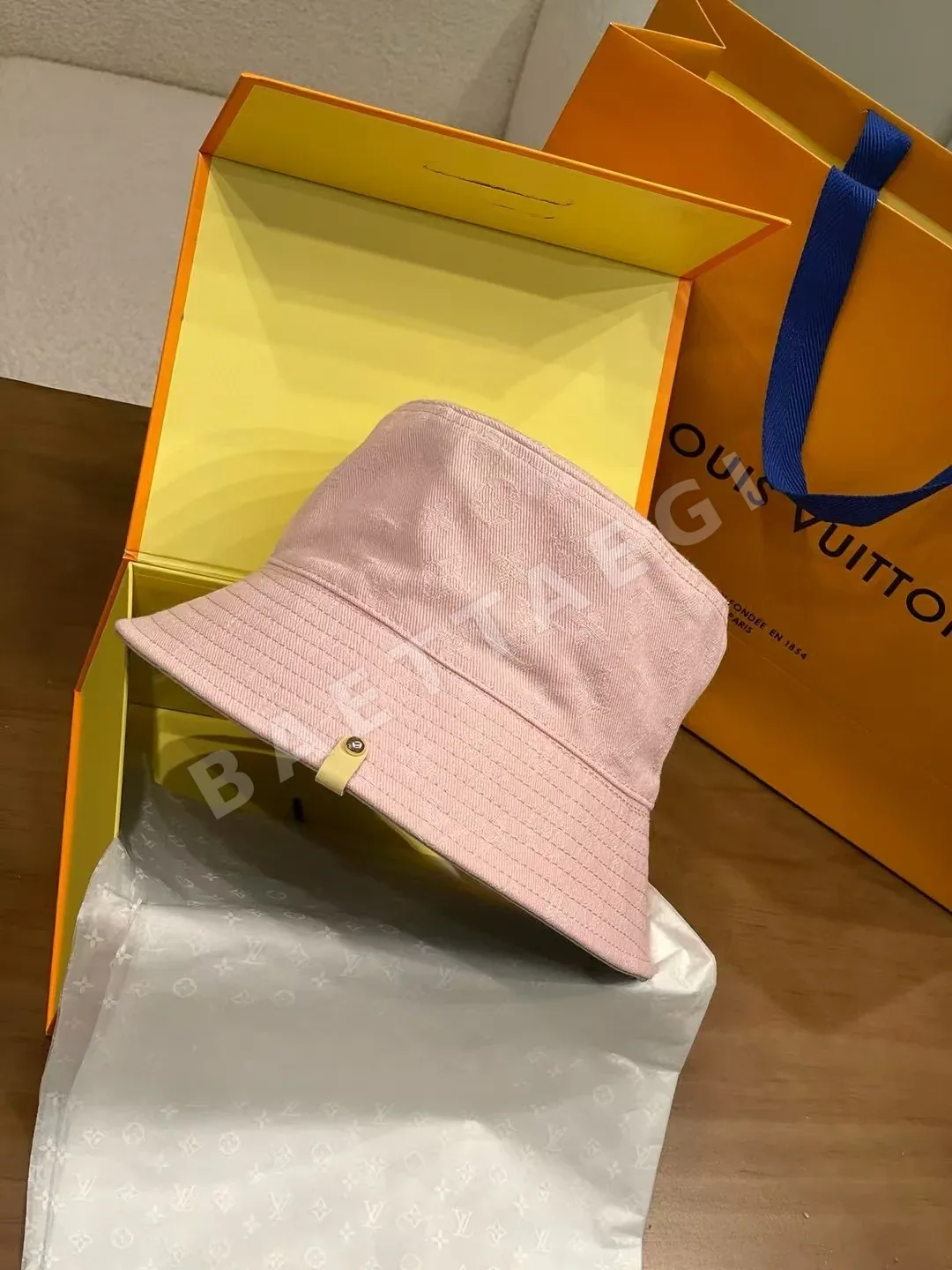 루이비통 데님 리버시블 버킷햇 79308