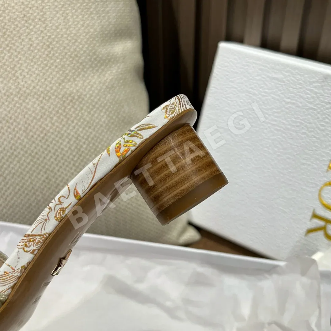 디올 라운드 힐 자수 뮬 상세 이미지 8