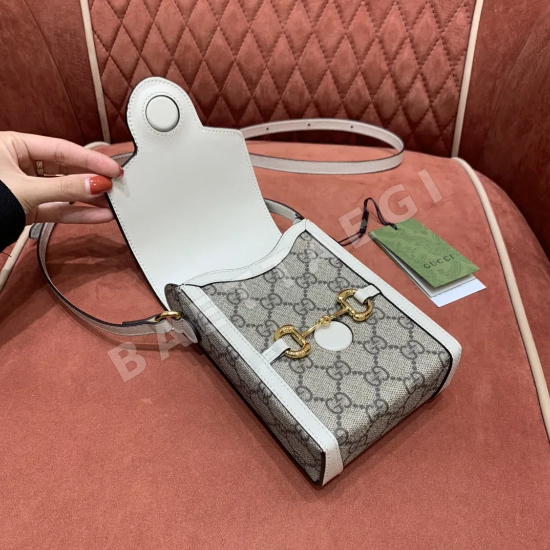 구찌 말 재갈 모양 가죽 휴대폰 케이스 가방 상세 이미지 5