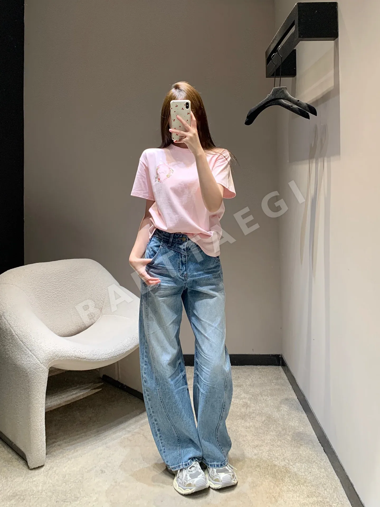 디올 벚꽃 자수 크루넥 반팔 티셔츠 상세 이미지 6