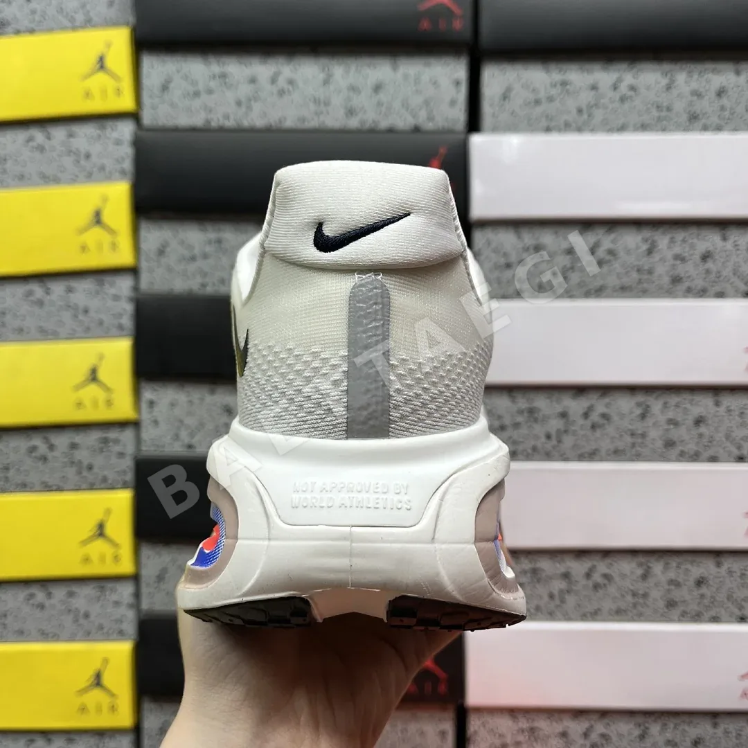 나이키 [CG] 보메로 프리미엄 CM II5258-100 201991 Nike Vomero Premium CM White Racer Blue 상세 이미지 5