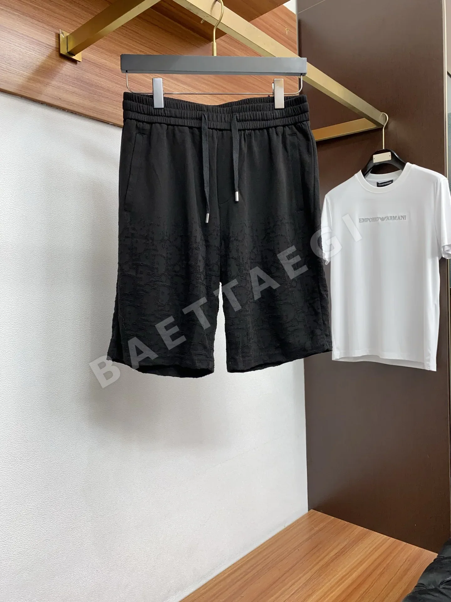 디올 그라데이션 번아웃 남성 반팔 티셔츠 상세 이미지 6