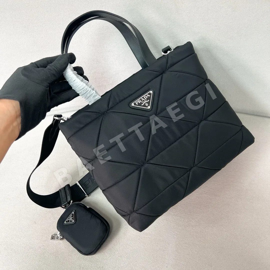프라다 나일론 다이아몬드 패턴 토트백 1BG380 상세 이미지 2