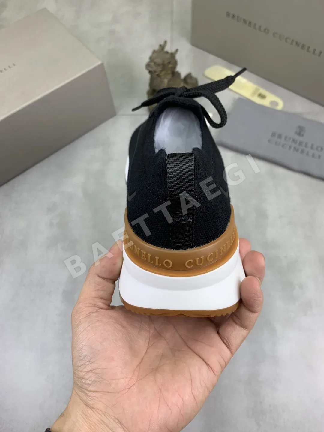 브루넬로쿠치넬리 로우컷 스니커즈 상세 이미지 8