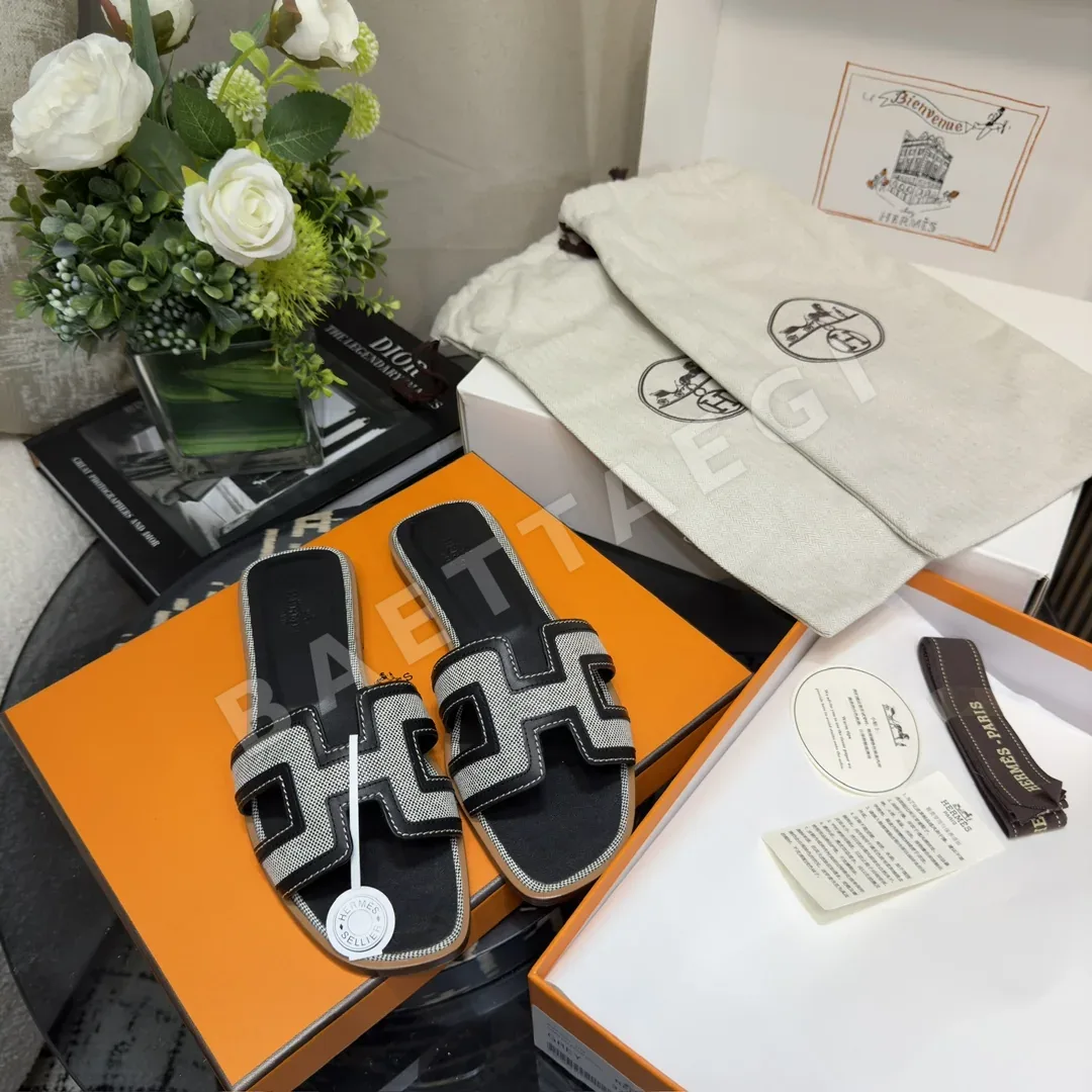 에르메스 오란 슬리퍼 94219