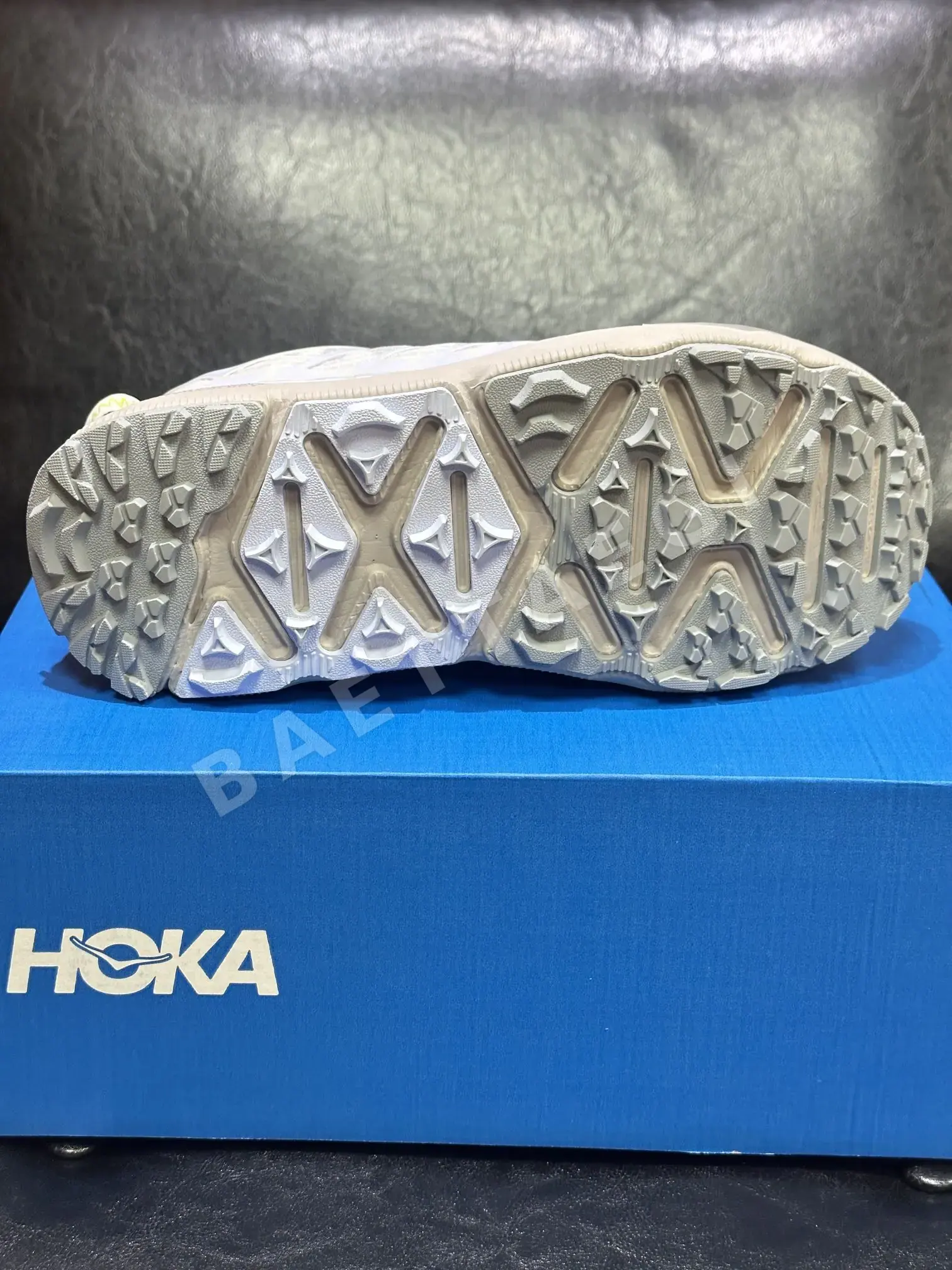 호카 신발 상세 이미지 6