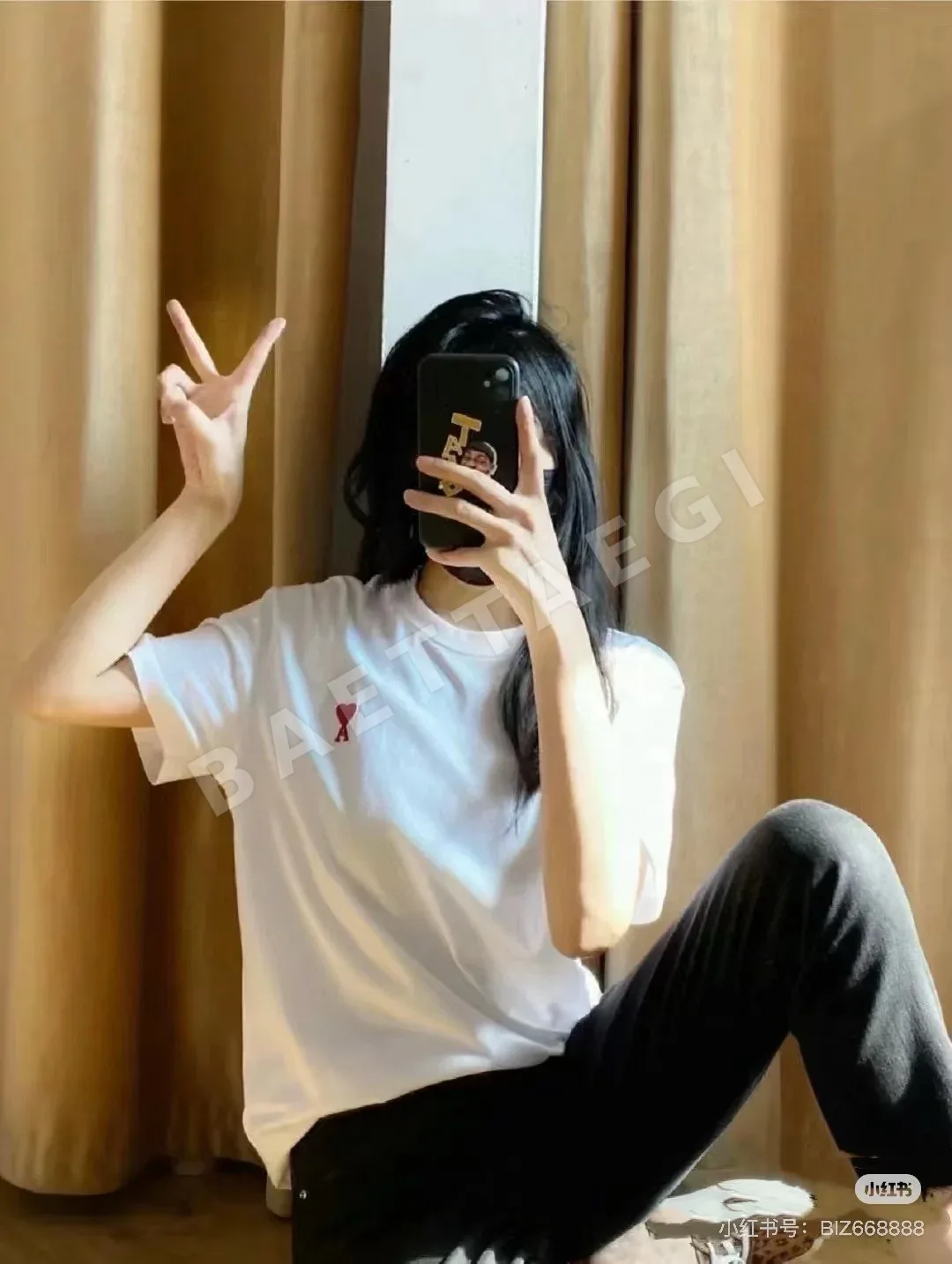 아미 하트 자수 린넨 반팔 티셔츠 상세 이미지 3