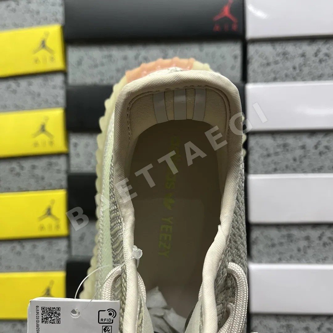 아디다스 [R] 이지 부스트 350 V2 FW3042 200733 Adidas Yeezy Boost 350 V2 상세 이미지 2