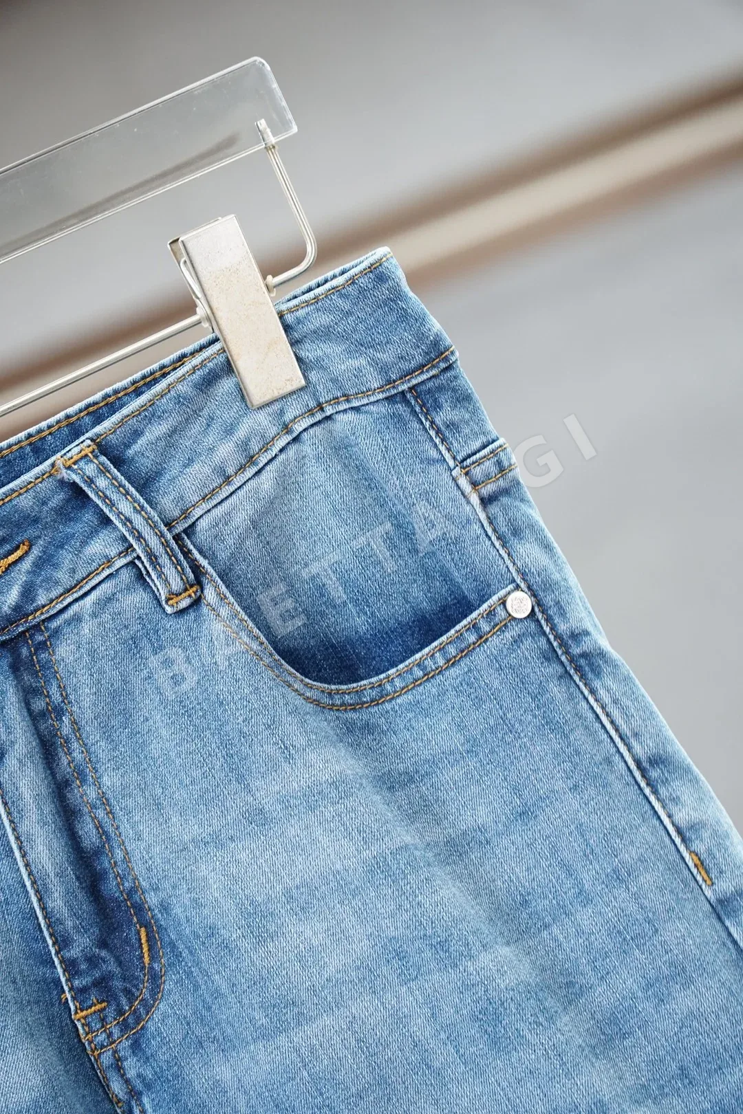 로에베 울트라씬 미니멀리스트 데님 남성 반바지 상세 이미지 5