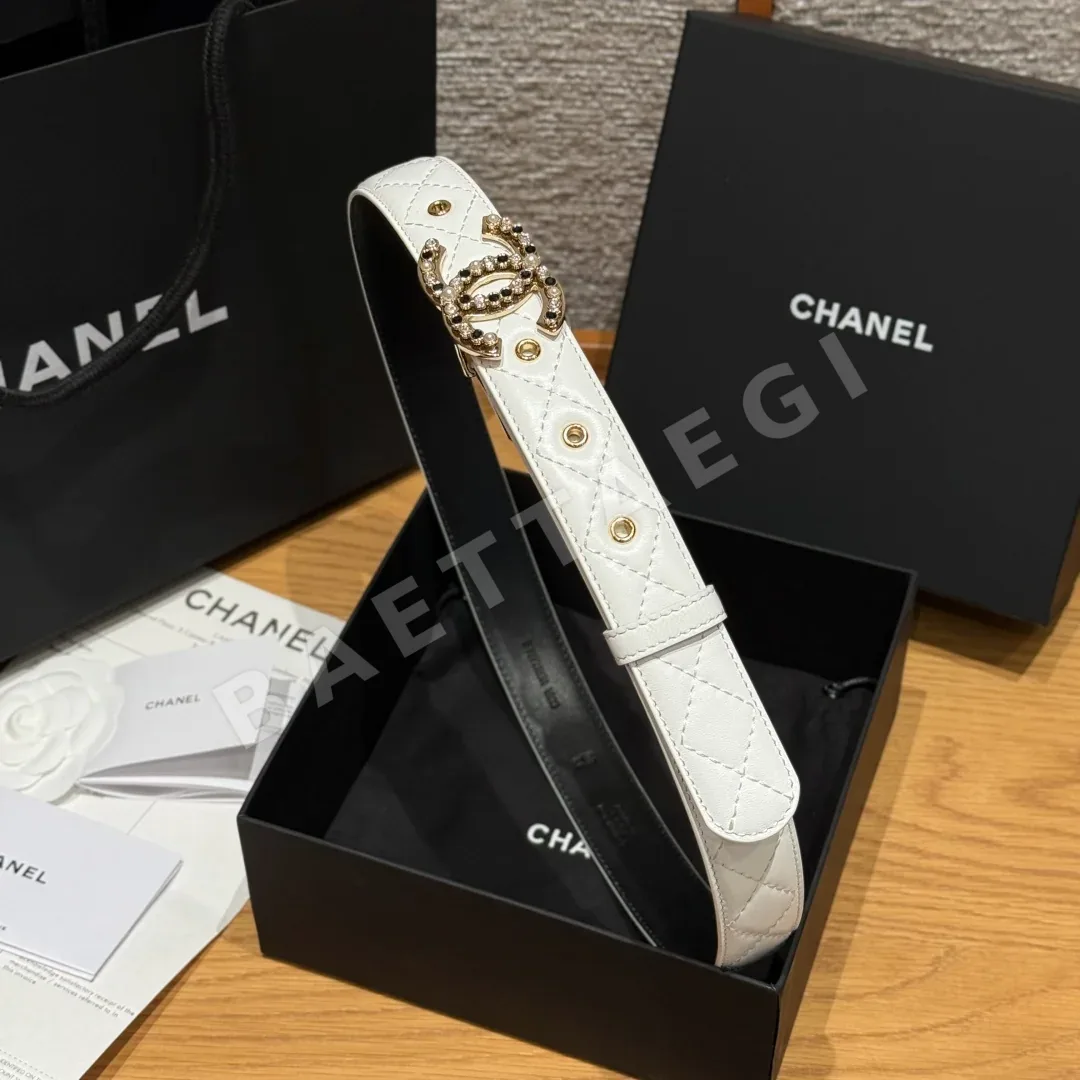 샤넬 더블 C 메탈 로고 램스킨 벨트 상세 이미지 4