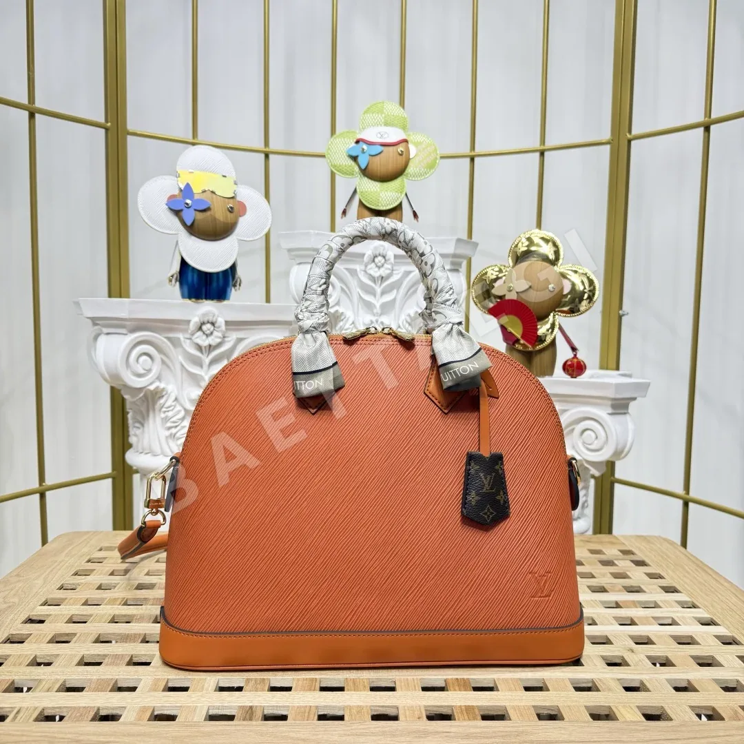 루이비통 알마 MM 에피 가죽 가방 M28500