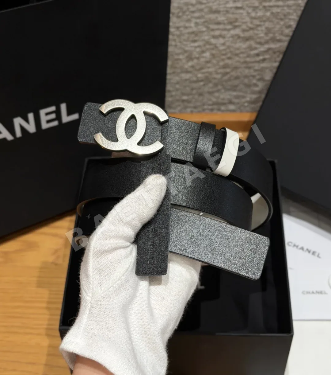 샤넬 리버시블 카프스킨 더블 C 버클 벨트 상세 이미지 2